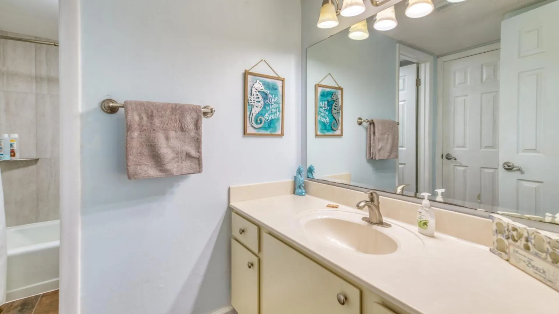 Beach House Condominiums C303 - Beachfront With Pool, Wifi, & Beach Service Destin 0*,  United States